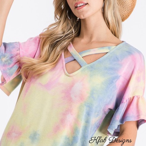 ❤️LAST 1! Criss Cross Tie Dye Flutter Sleeve Top! - Picture 7 of 7